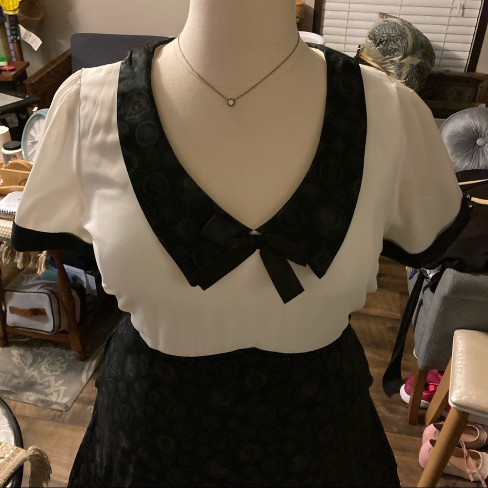 NWOT FANTASTIC BEASTS LIMITED EDITION DRESS SIZE18 - Picture 12 of 14